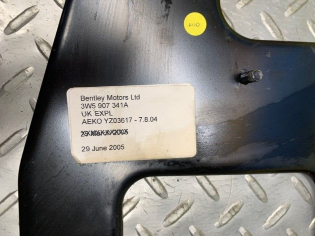 06 07 08 09 10 Bentley Continental Flying Spur Left Battery Bracket 3W5907341D