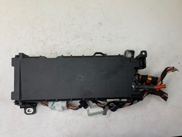 2017-2018 18 17 INFINITI QX30 Rear Engine Fuse Box 2.0L OEM