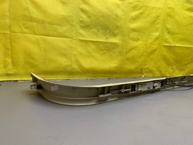 06 07 Infiniti M35 Front Passenger Right Side Door Sill Scuff Plate Cover OEM