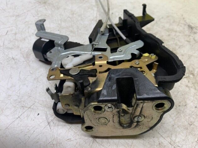 2003 2004 2005 2006 Toyota Sequoia Rear Right RH Side Door Lock Actuator OEM