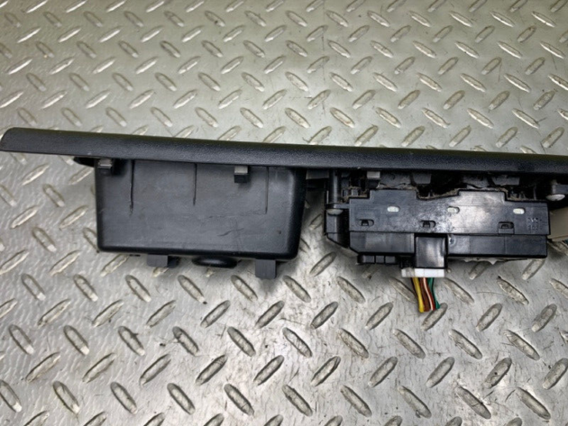 03 04 05 06 Mazda 6 Master Power Window Switch OEM GK2E684L6E02