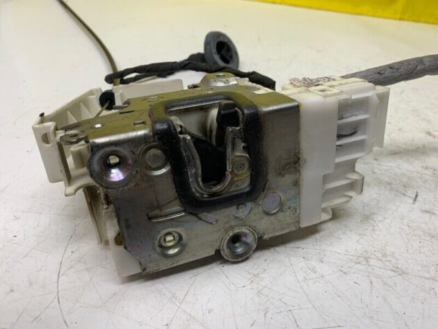 06 07 08 09 Mercedes W251 Passenger Right Front Door Lock Latch Actuator OEM