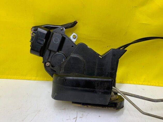 2001 -2005 02 03 Toyota Highlander Front Driver LH Side Door Lock Actuator OEM