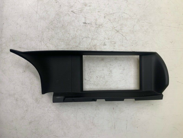 2018 18  INFINITI QX30 Center Dash Display Screen Bezel OEM 682705DF0A