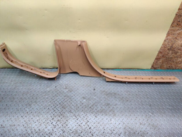 04 05 06 07 08 09 10 Porsche Cayenne Front Right Door Sill Plate OEM 7L0853370E