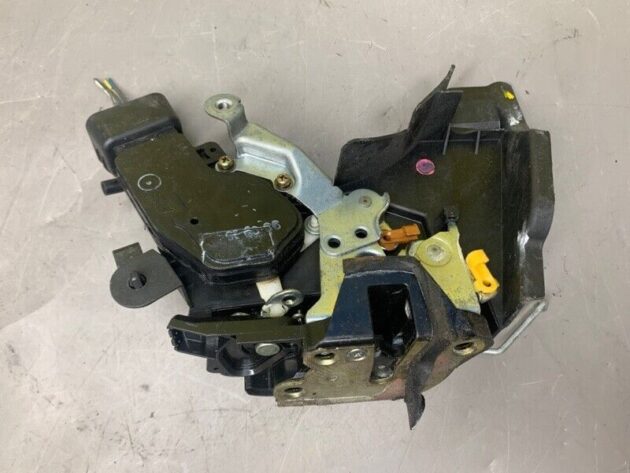 97 98 99 Lexus ES300 Front Right Passenger Side Door Lock Latch Actuator OEM