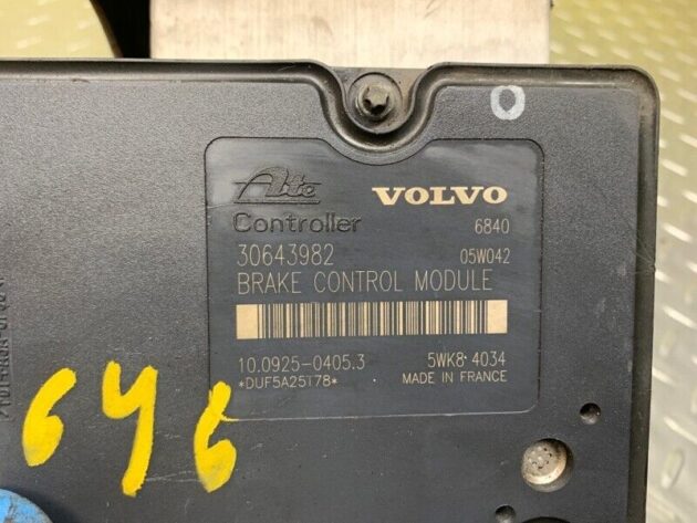 05 06 07 08 09 Volvo S60 Anti Lock Brake ABS Pump Control Module OEM 30793489