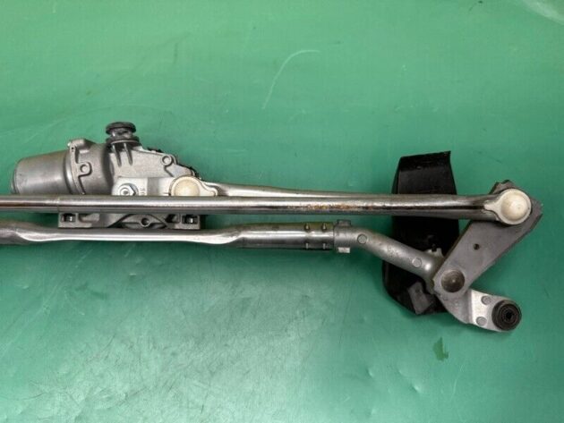 17 18 19 20 21 Mazda CX5 CX-5 Windshield Wiper Motor W/Transmission OEM