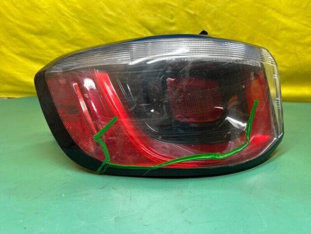 17 18 19 20 21 Jeep Compass Tail Light Left Driver LH OEM (damage)