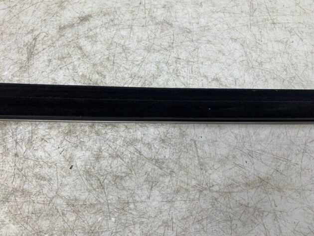 05 06 07 08 Bentley Continental GT Right Exterior Body Door Molding Trim OEM