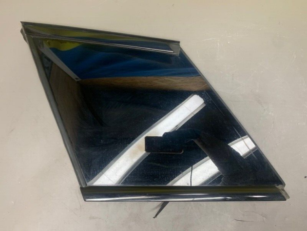 16 17 18  Range Rover Evoque Rear Left Quarter Window Glass OEM