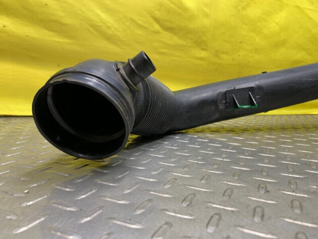 17 18 19 20 21 22 Jeep Compass 2.4L Air Intake Hose Duct OEM 68303177AA