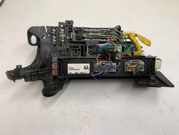 10 11 12 13 Suzuki Kizashi |Under Hood Fusebox Fuse Relay Box OEM