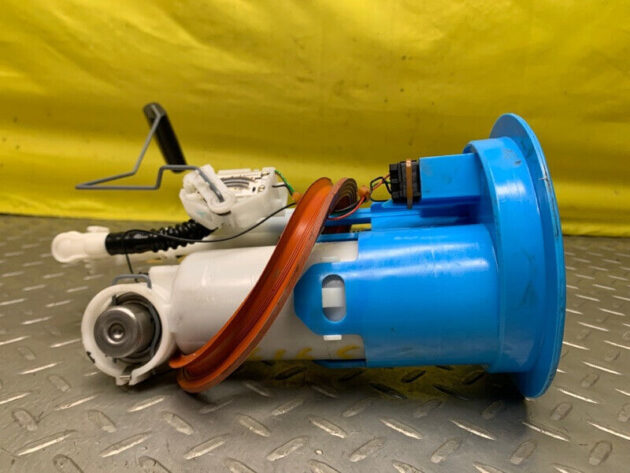 09 10 11 12 13 14 15 16 17 18 Volkswagen Tiguan Left Fuel Pump OEM 5N0919109C