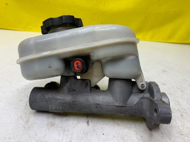 2006 06 Cadillac SRX 3.6L Brake Master Cylinder OEM 10367561