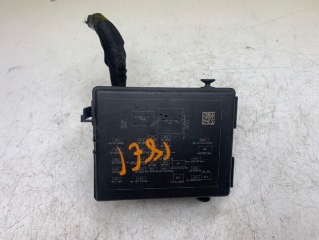 11 12 13 14 15 Dodge Journey 3.6L Under Hood Relay Fuse Box OEM 68069355AD