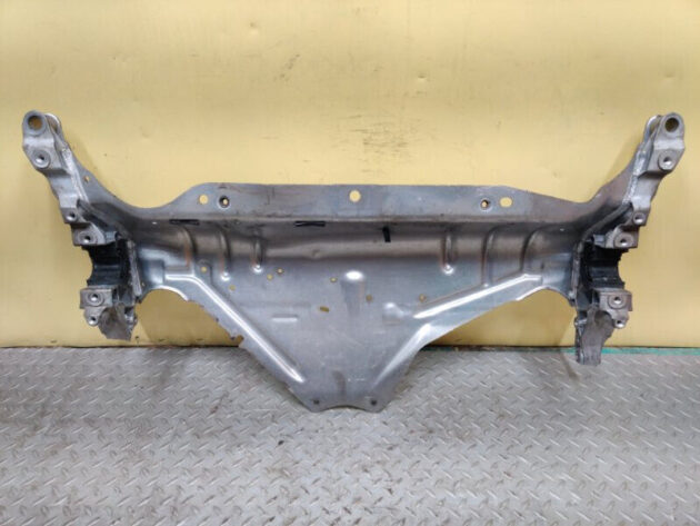 17 18 19 20 21 22 Porsche Panamera Front Subframe Reinforcement Crossmember OEM