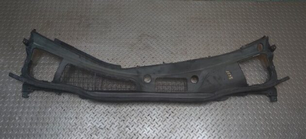 09 10 11 Lexus Rx350 / 450H Front Windshield Wiper Cowl cover Panel OEM