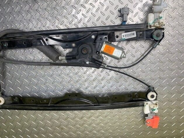 09 10 11 12 13 14 Nissan Armada Front Passenger Right Window Regulator Motor OEM