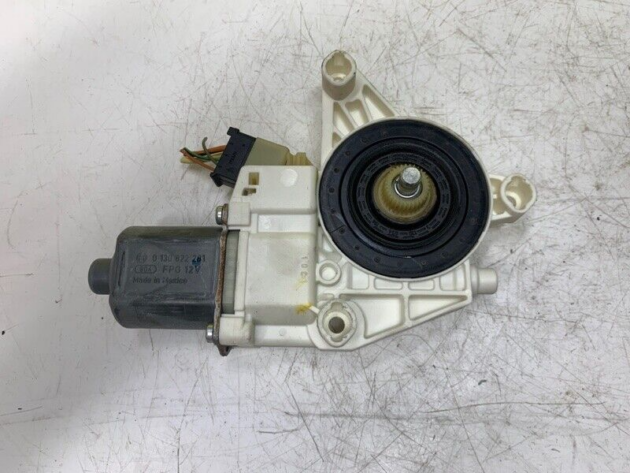 06 07 08 09 10 Mercedes-Benz W251 Front Left Door Window Regulator Motor OEM