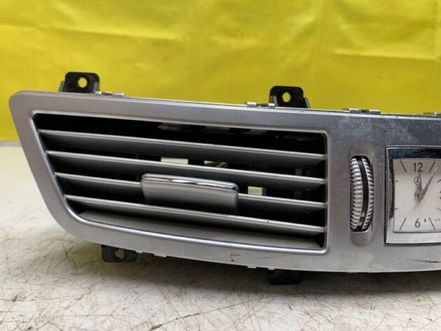 07 08 09 10 Mercedes-Benz S-Class Front Center Dash A/C Heat Air Vent W/ Clock