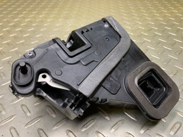 20 21 22 23 Cadillac CT5 Rear Left Door Latch Lock Actuator OEM 13540965