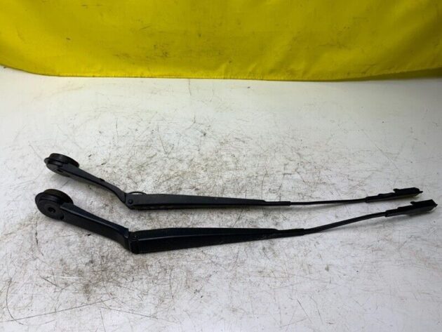 12 13 14 Ford Focus Hatchback Driver & Passenger Front Windshield Wiper Arm Set