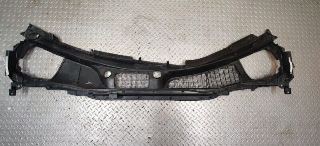 09 10 11 Lexus Rx350 / 450H Front Windshield Wiper Cowl cover Panel OEM