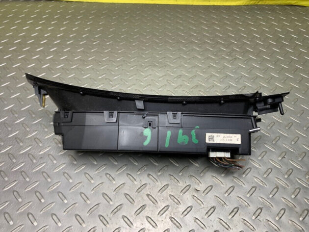 10 11 Mazda 3 Information Display Screen Monitor OEM BBM2611J0F