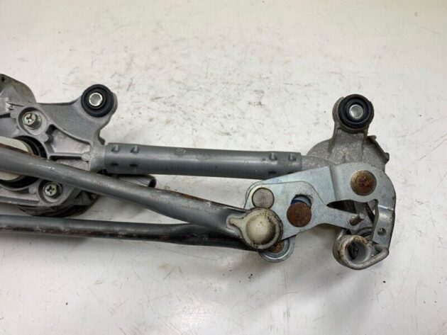 05 06 07 08 09 10 Scion TC Front Windshield Wiper Motor W/ Regulator OEM