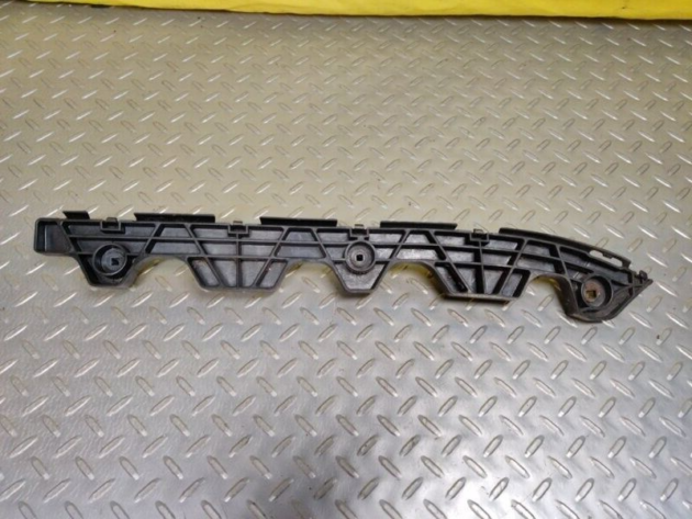 06 07 08 09 Toyota Sienna Rear Right Bumper Bracket OEM 52575AE010