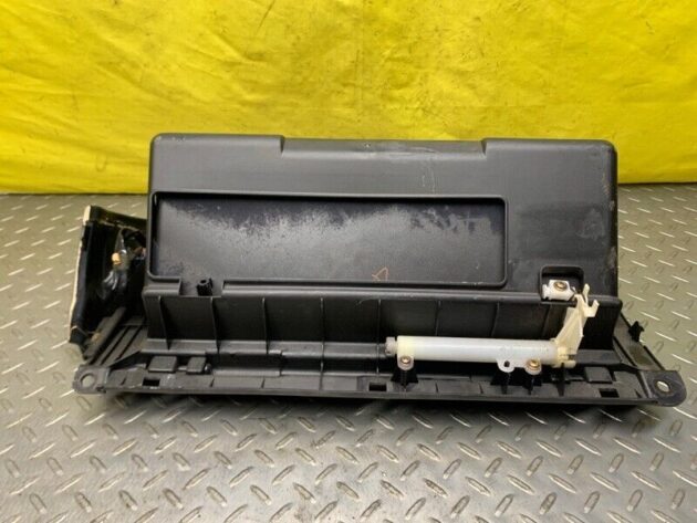 02 03 04 05 06 07 08 09 10 Lexus SC430 Glove Box Glovebox OEM 5555024070