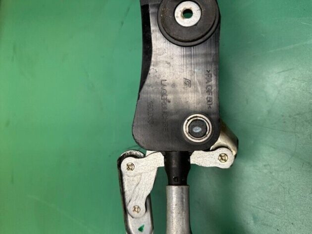 07 08 09 10 BMW 535i E60 Windshield Wiper Motor w/ Transmission OEM