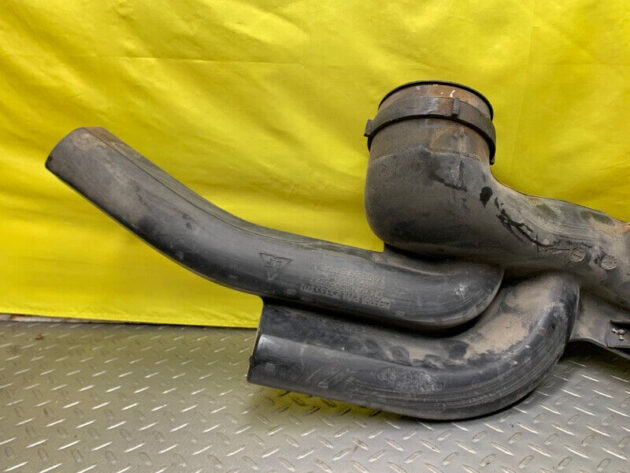 01 02 03 04 05 Cadillac Escalade EXT Air Intake Cleaner Duct Hose OEM15060999