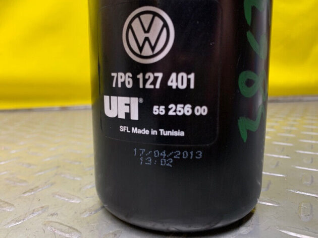 11 12 13 Porsche Cayenne 3.0 Diesel Fuel Filter OEM