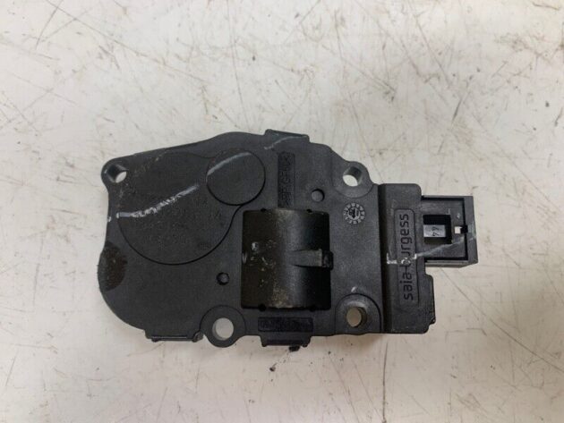 15 16 17 18 BMW X6 X6M F16 Heater Blend Door Actuator OEM 64119321034