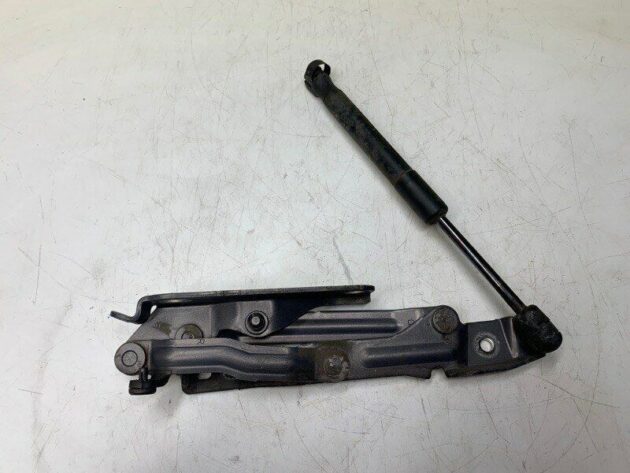 06 07 08 09 Mazda 3 Trunk Lid Hinge Shock Assembly Right OEM BN8V52710C