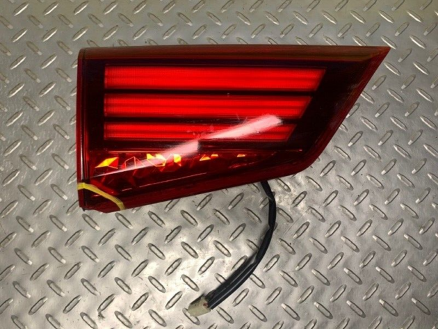 16 17 18 19 Mitsubishi Outlander Rear Driver Left LH Side Inner Tail Light