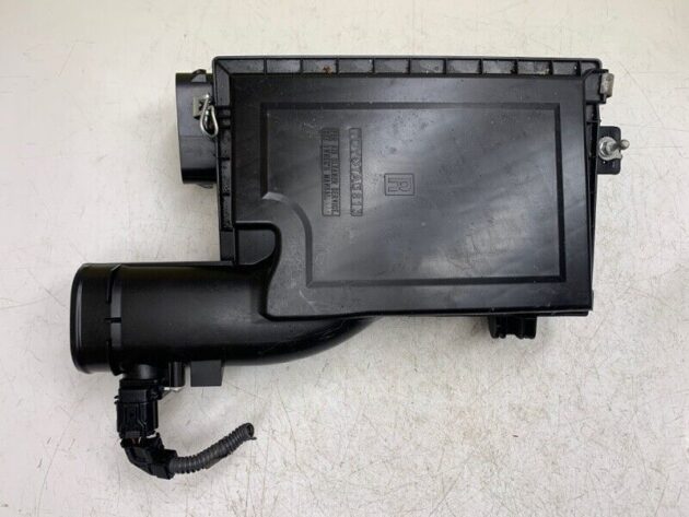 09 10 11 12 13 14 15 Lexus LS460 Right Passenger Side Air Cleaner Filter Box OEM