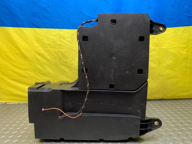 17 18 19 20 21 22 Porsche Panamera 4 971 Subwoofer OEM 971-035-481-D