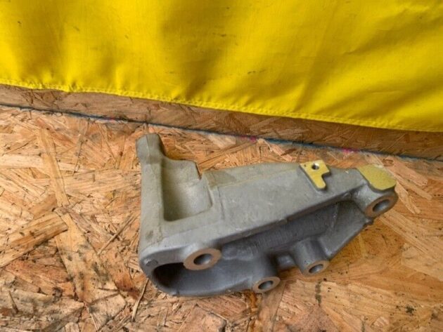 16 17 18 Acura RDX Engine Mount Bracket OEM 50610-TA1-A00