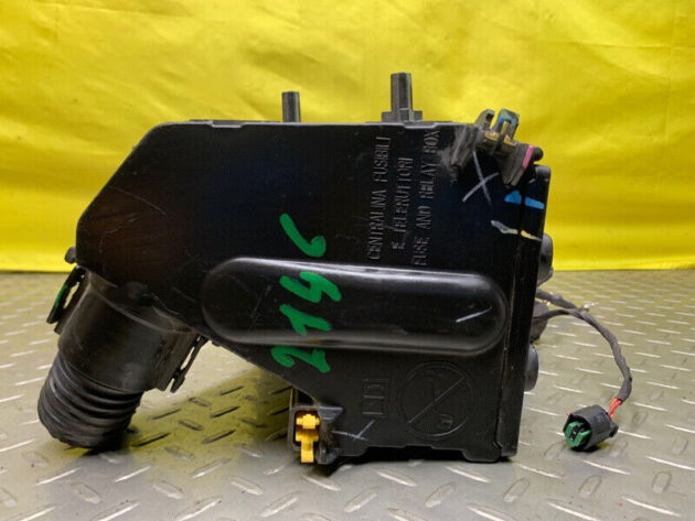 17 18 19 20 21 Jeep Compass Under Hoos Fuse Relay Box OEM 68282231AA