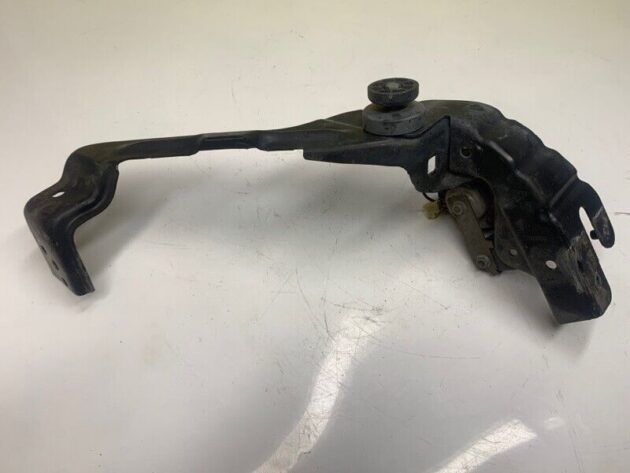 03 04 05 06 Mercedes-Benz W211 Headlight Support Bracket Left Driver Side OEM