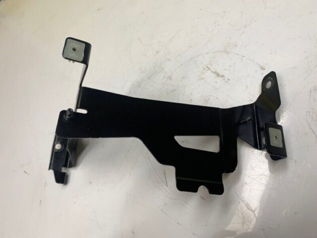 15 16 17 18 19 BMW X6M F16 Battery Bracket OEM