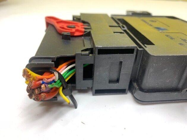 12 13 14 15 Mercedes-Benz GLA250 CLA250 Electronic Parking Brake Control Module