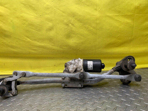 07 08 09 10 BMW 535i E60 Windshield Wiper Motor w/ Transmission OEM 61617194029