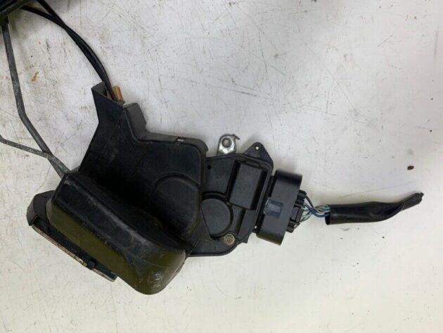 2001 -2005 02 03 Toyota Highlander Front Passenger RH Side Door Lock Actuator