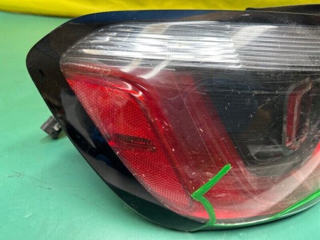 17 18 19 20 21 Jeep Compass Tail Light Left Driver LH OEM (damage)