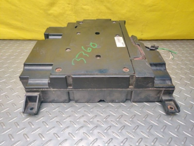 01 02 03 04 05 Mercedes-Benz W163 ML500 Bose Subwoofer OEM 1638201002