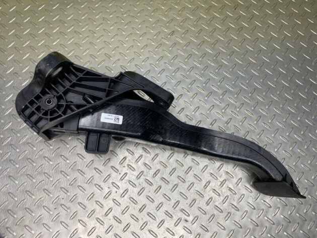 17 18 19 Porsche Panamera 4 971 Brake Pedal OEM 971723029K